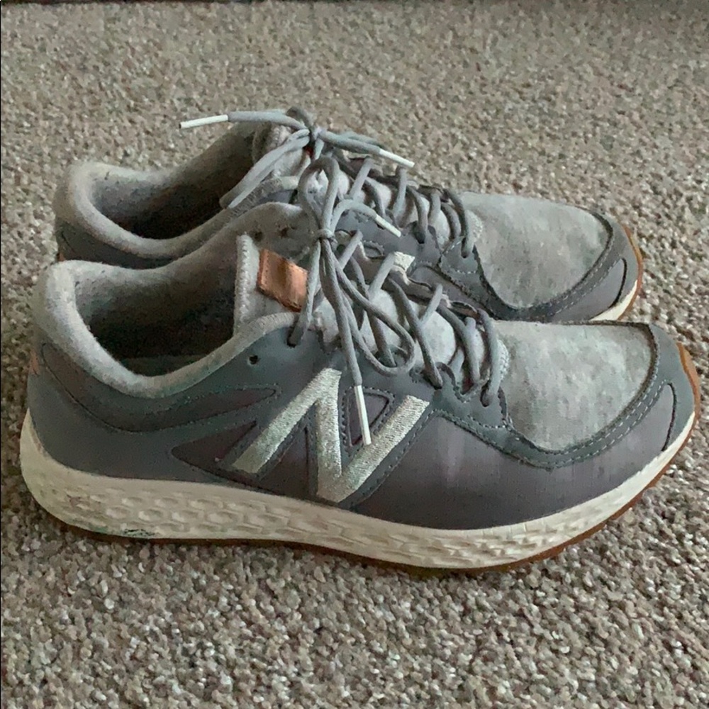 New Balance Shoes - Picture 3 of 6